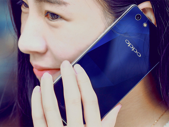 1421226746351222.jpg 璀璨動人,OPPO R1C發(fā)布