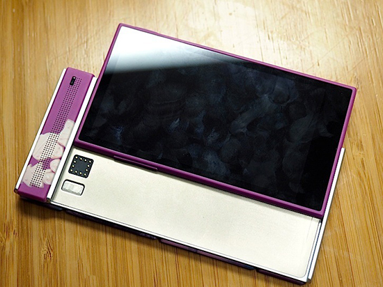 全球首款模塊化手機(jī)Spiral 2上手圖曝光