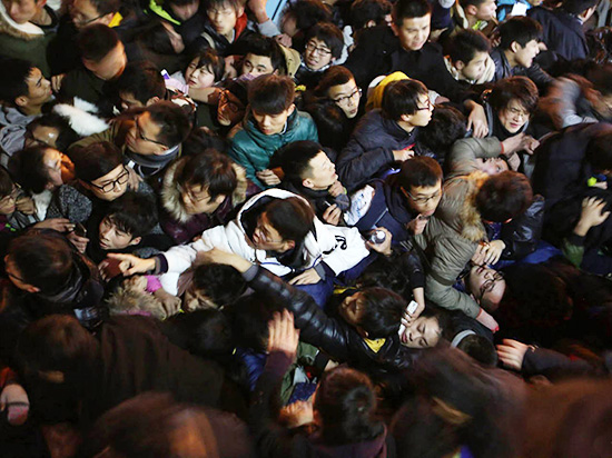 外灘踩踏事件的真相大數(shù)據(jù)