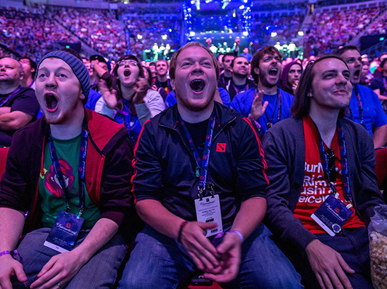 HTC為推新品支持電競戰(zhàn)隊，這有用嗎？