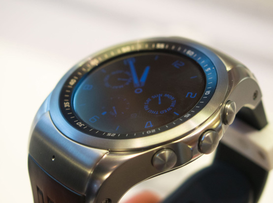 LG新智能表亮相MWC，外觀傳統(tǒng)支持4G