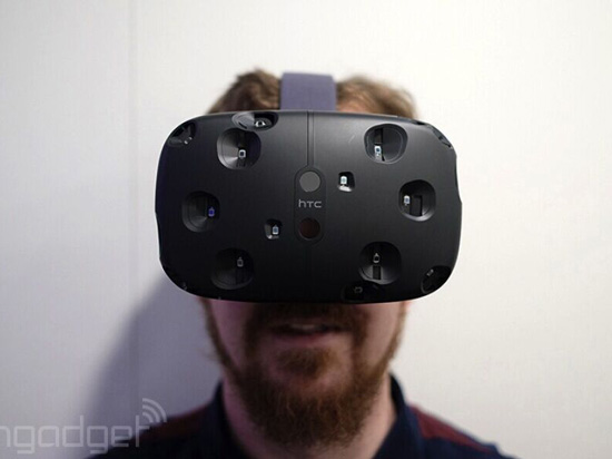 Duang！HTC的VR設(shè)備戴起來太恐怖