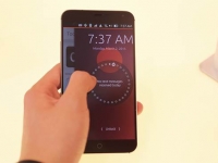 超流暢！Ubuntu版魅族MX4亮相MWC