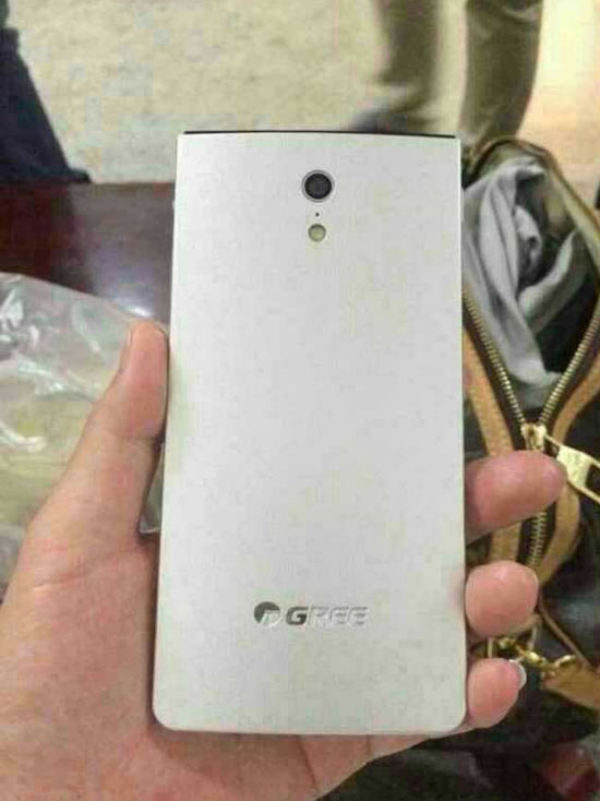 大跌眼鏡！此乃董明珠口中3年不換的格力手機(jī)（多圖）