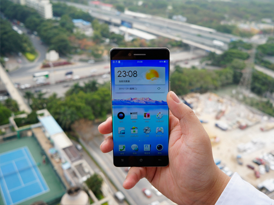 突破瓶頸，OPPO無邊框真機(jī)先發(fā)制人！