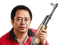 周鴻祎賣奔馳，做手機(jī)，360 AK47手機(jī)計(jì)劃8月上市