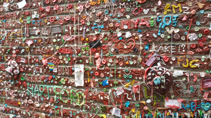 旗艦機(jī)樣片大PK，三星S6 Edge秒殺索尼Z3