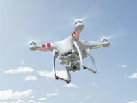 無人機廠商大疆正談融資，估值已超100億美元