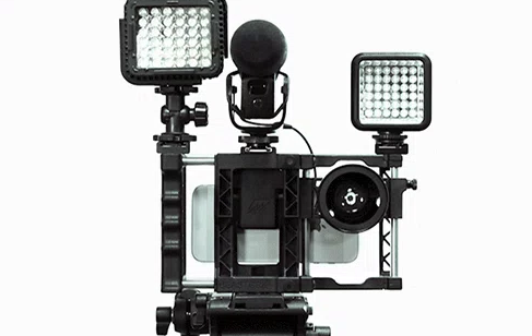 神器！這款手機(jī)殼讓手機(jī)一秒變單反