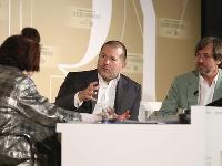 蘋(píng)果總設(shè)計(jì)師艾維：打造黃金手表不為賣(mài)高價(jià)