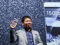 華為再吐槽2K屏沒用，小米回?fù)羰瞧涮幚砥魈珷€