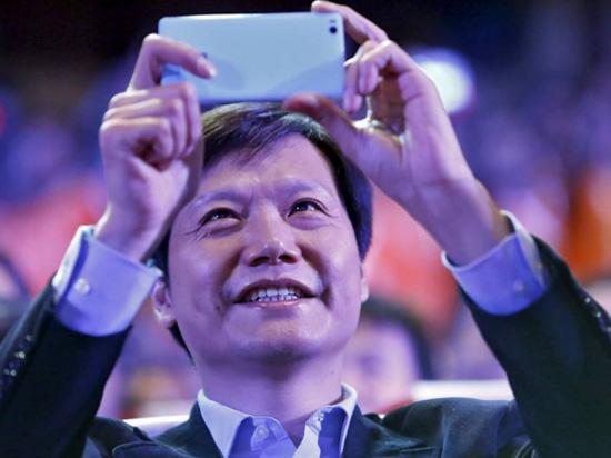 雷軍：小米今年互聯(lián)網(wǎng)服務(wù)營(yíng)收將達(dá)10億美元