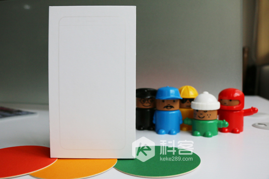 顏值能讓人窒息？樂(lè)視超級(jí)手機(jī)1開(kāi)箱圖賞