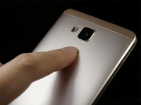 國產(chǎn)手機(jī)火拼新硬件時(shí)代：指紋識別成標(biāo)配