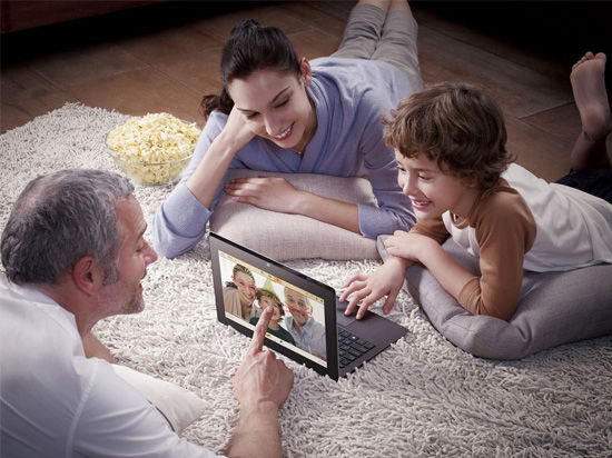 實在太坑！觸屏筆記本不受歡迎的5大原因