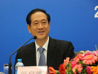 科協(xié)主席：大學(xué)生創(chuàng)業(yè)不是提前掙錢