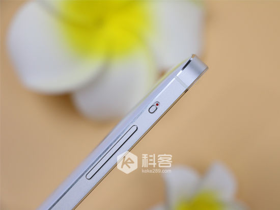 豈能小看無邊框？！樂視超級手機1體驗評測