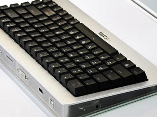 智能鍵盤PC問世  鍵盤和主機合二為一！
