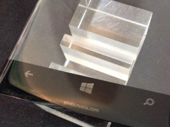 微軟旗艦手機再曝：Windows 10、曲面屏