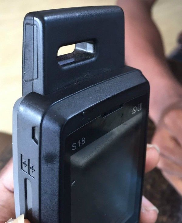 華強北神器非洲爆紅，1萬毫安電池三卡三待