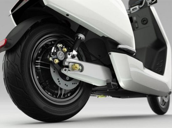 特斯拉同級 小牛電動車3999元起售