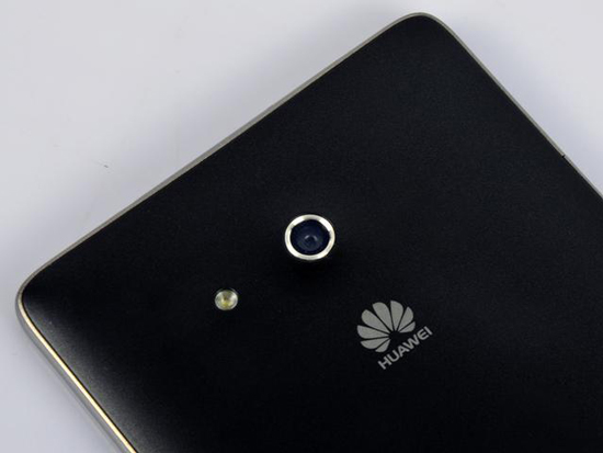 華為手機(jī)單月破千萬(wàn)銷量 國(guó)產(chǎn)手機(jī)第一位指日可待!