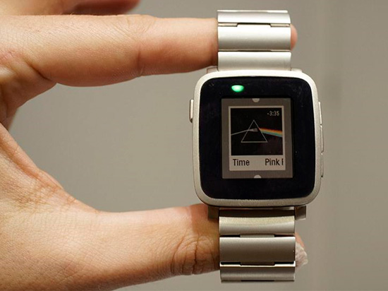 Pebble Time應(yīng)用遭上架延遲 和蘋果表有關(guān)？