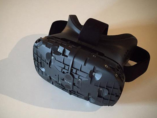 HTC虛擬現實眼鏡出貨 首批供給開發(fā)者