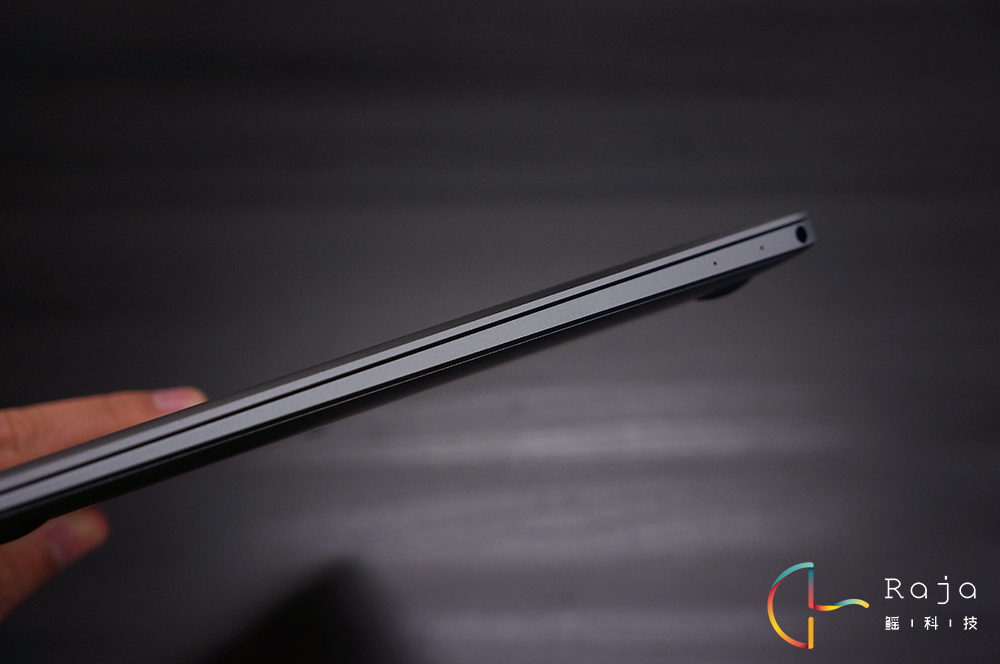 新MacBook上手玩：Logo不發(fā)光，滿足不了裝逼的心