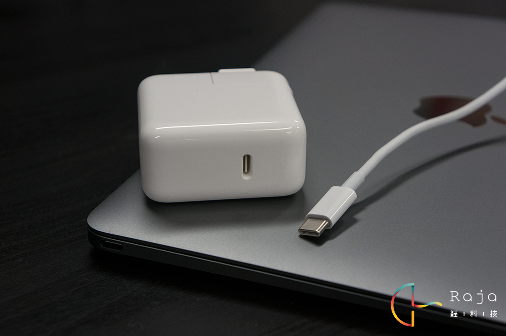 新MacBook上手玩：Logo不發(fā)光，滿足不了裝逼的心