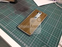 一加手機(jī)2再曝光諜照，指紋識別+逆天屏占比