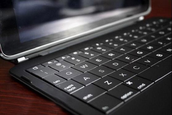 Typo iPad鍵盤(pán)蓋：手感出色價(jià)格也驚人