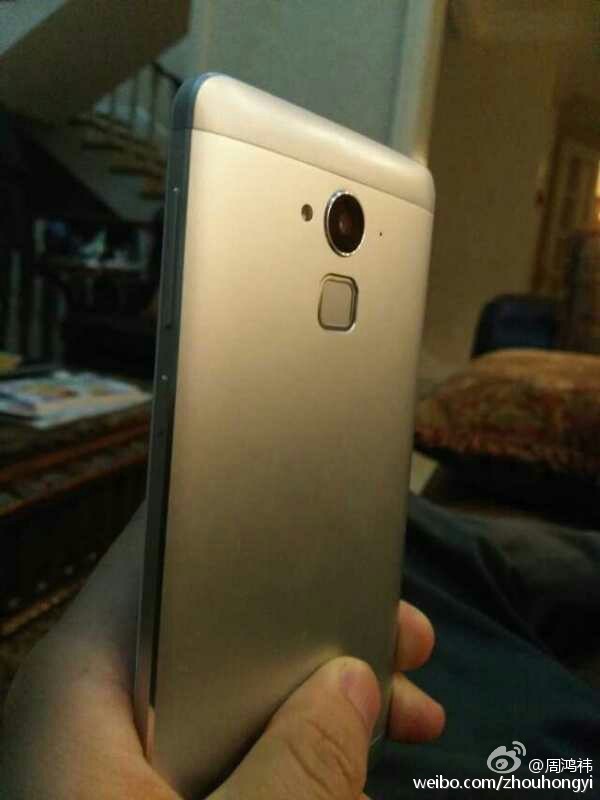 你們手機(jī)廠商真會(huì)玩，機(jī)機(jī)撞臉又撞身材