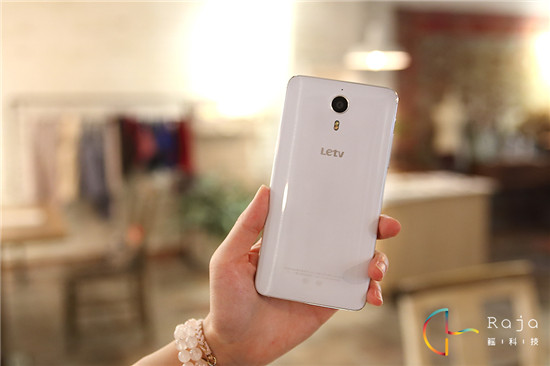 無(wú)邊框的千元機(jī)，樂視超級(jí)手機(jī)1使用體驗(yàn)