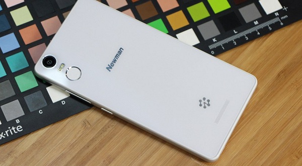 說好了一起學(xué)iPhone，國內(nèi)廠商怎么都把指紋識(shí)別放后面去了？