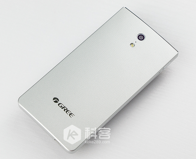 格力手機(jī)評(píng)測(cè)：這貨真值1600元？