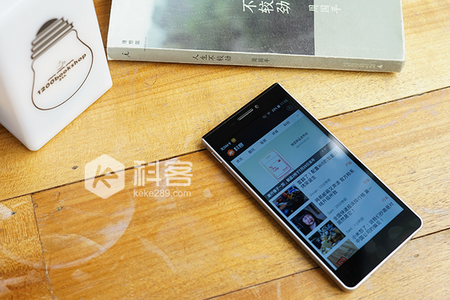 嗨科技：格力手機(jī)獨(dú)家上手視頻+高清圖集