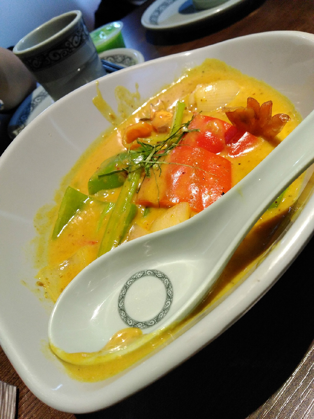 無邊全金屬頂配曖手寶，樂1 Pro使用體驗