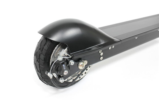 VOMO電動滑板車，時速高達32公里/時