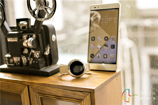 引領美學新風尚，榮耀zero手環(huán)開箱圖賞