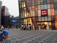 京東被優(yōu)衣庫打臉，卻往阿里身上扣屎盆？