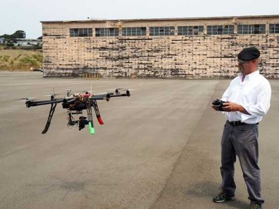 流言終結者證實！無人機確實會造成危險