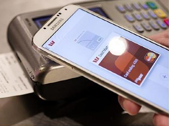 首款圓形表盤(pán)：三星Gear A將攜Note5發(fā)布