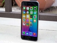 都非常有個性！四大智能手機大盤點