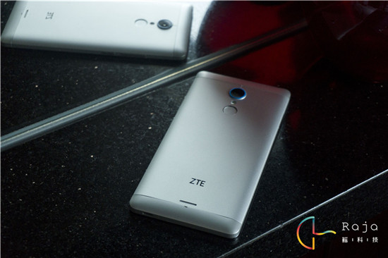 千元金屬指紋機(jī)，中興威武3圖賞