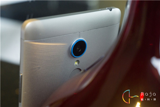 千元金屬指紋機(jī)，中興威武3圖賞