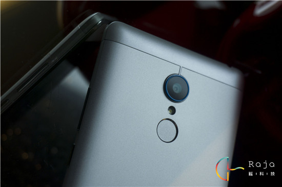 千元金屬指紋機(jī)，中興威武3圖賞