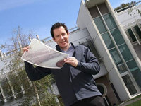 紙一樣薄的太陽(yáng)電池板，能供電整棟樓