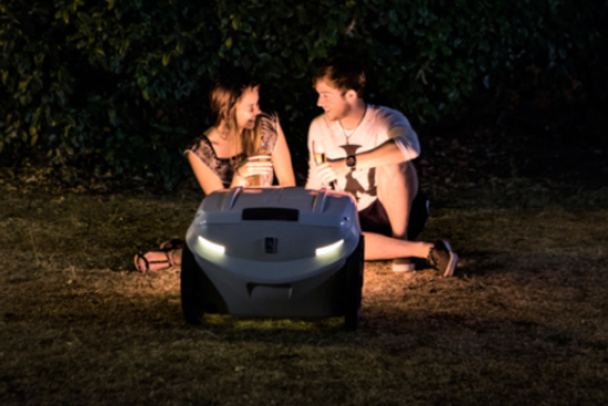 nipi便捷小冰箱：冰鎮(zhèn)充電兩不誤