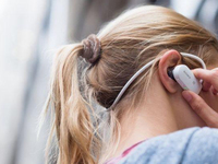 索尼出跑步耳機(jī) 音樂快慢隨心率變動